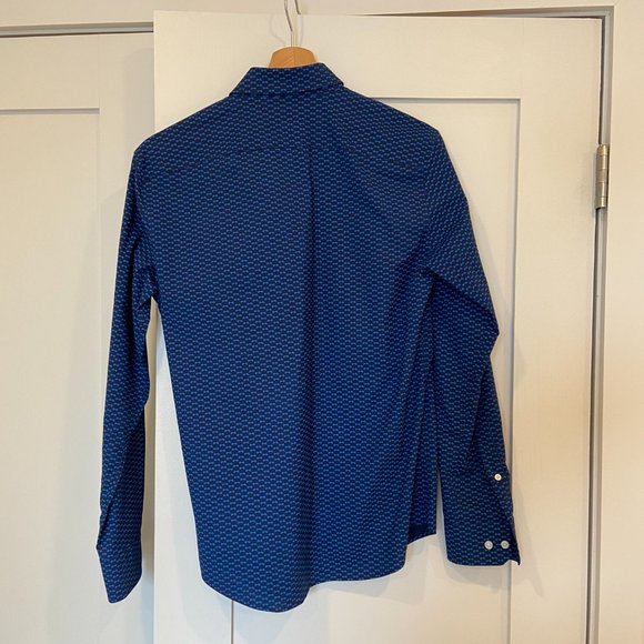 Banana Republic Classic Dress Shirt - Picture 2 of 4